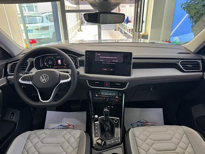 Volkswagen Tayron 2024 2024款 300TSI 两驱豪华Plus进阶版