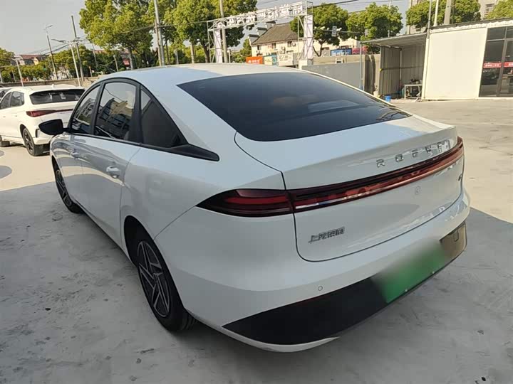 Roewe D6 2025 2025款 450km 优享版