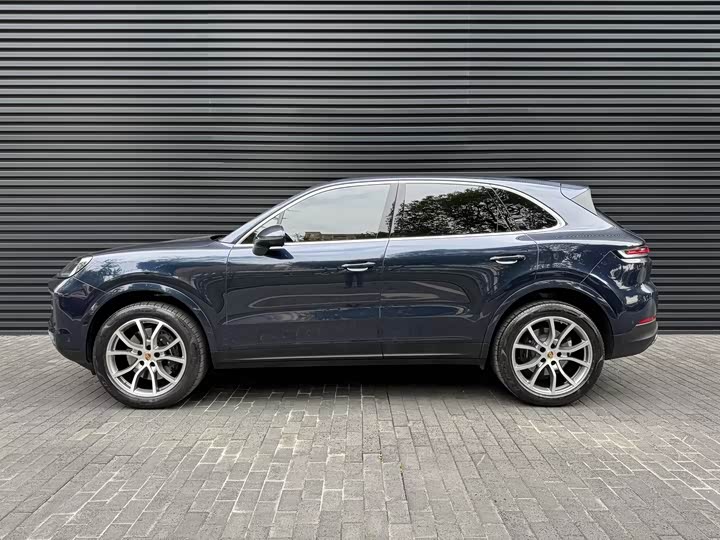 Фото 2 - Porsche Cayenne