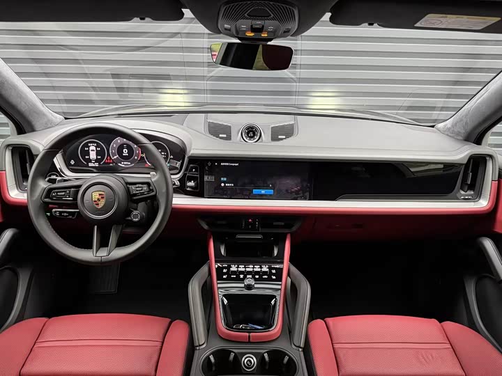 Фото 8 - Porsche Cayenne