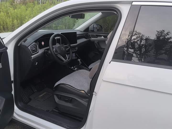Фото 9 - Volkswagen Tayron