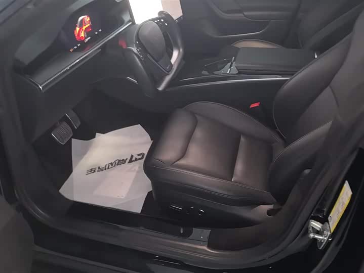 Tesla Model S 2023 2023款 三电机全轮驱动 Plaid版