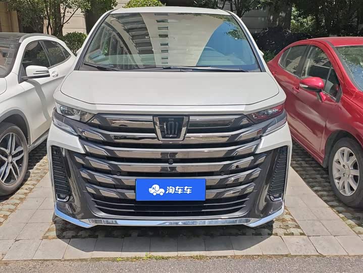 Toyota Alphard 2025 2025款 双擎 2.5L 尊贵黄金版
