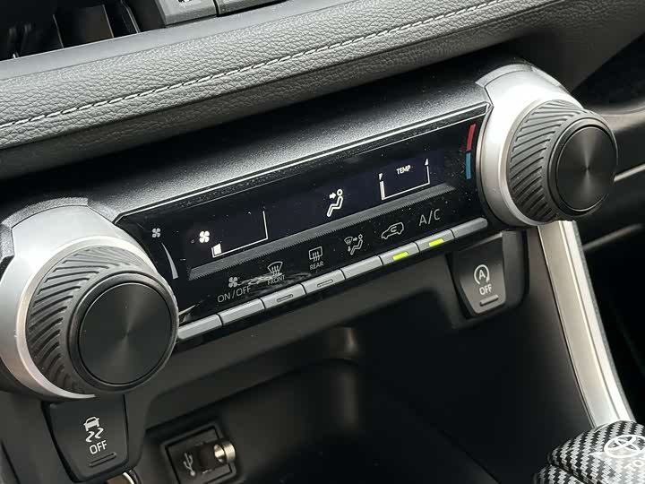 Toyota RAV4 2024 2024款 2.0L CVT两驱都市版
