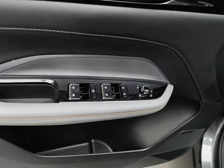 Фото 9 - Changan Oshan Z6