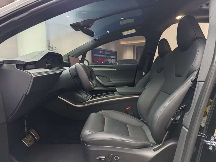Фото 4 - Tesla Model X