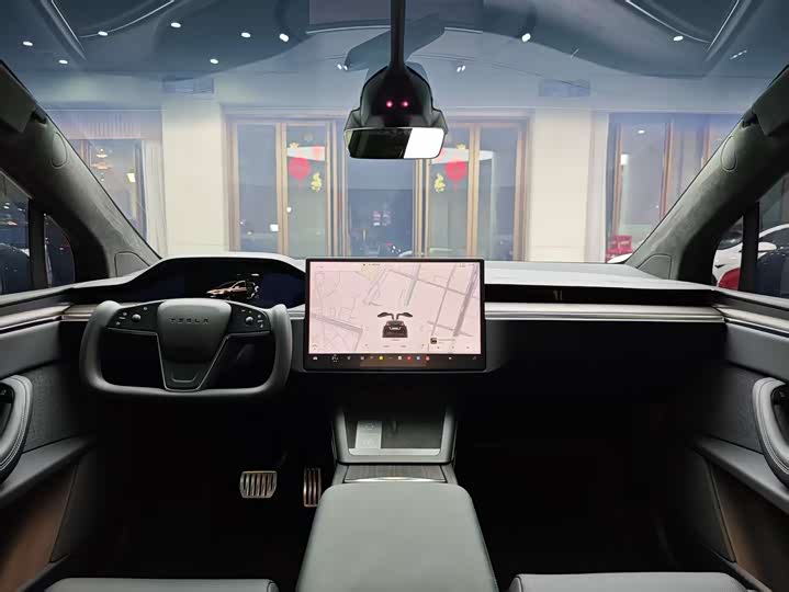 Фото 8 - Tesla Model X