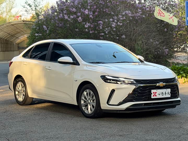 Chevrolet Monza 2023 2023款 1.5L 双离合悦享版