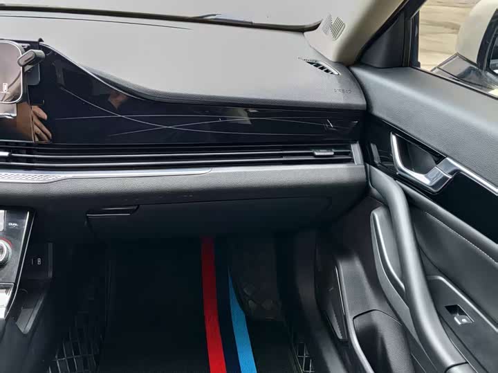 Bestune B70 2023 2023款 第三代 1.5T 自动畅享型