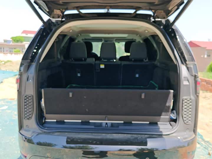 Photo 4 - Land Rover Discovery