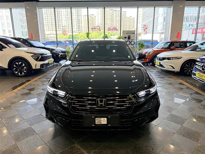 Honda Accord 2025 2025款 运动系列 260TURBO 豪华版