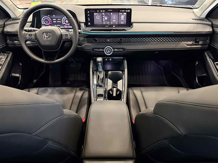Honda Accord 2025 2025款 运动系列 260TURBO 豪华版