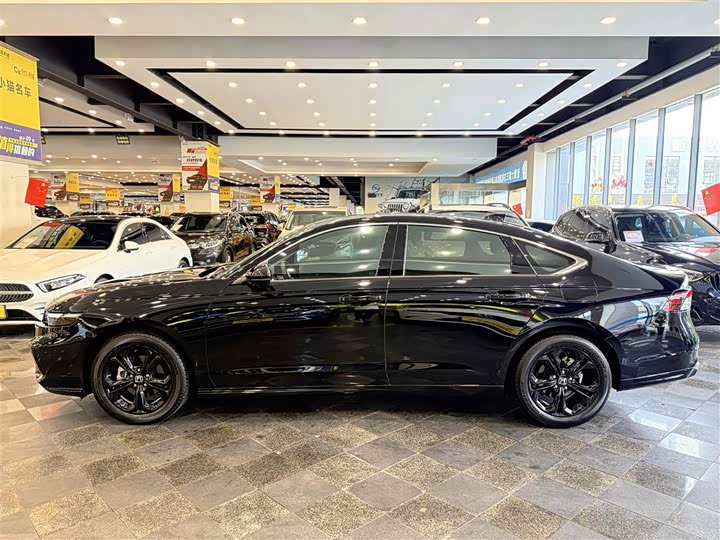 Honda Accord 2025 2025款 运动系列 260TURBO 豪华版