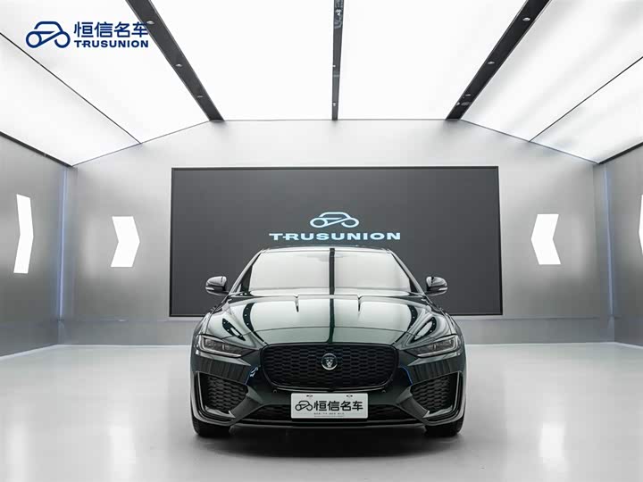 Jaguar XE L 2025 2025款 2.0T 250PS R-DYNAMIC 90周年典藏版