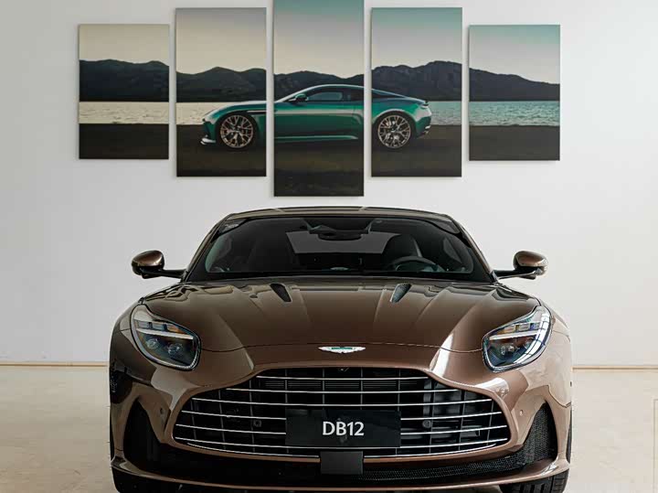 Aston Martin DB12 2025 2025款 4.0T V8 Coupe