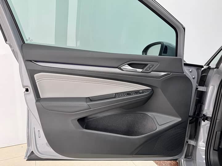 Volkswagen Golf 2025 2025款 300TSI R-Line