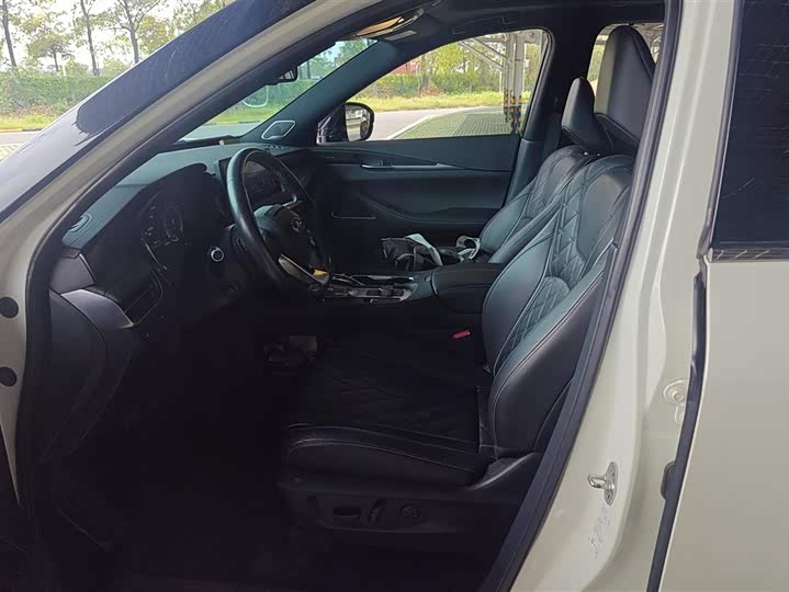 Infiniti QX60 2022 2022款 2.0T 四驱旗舰版