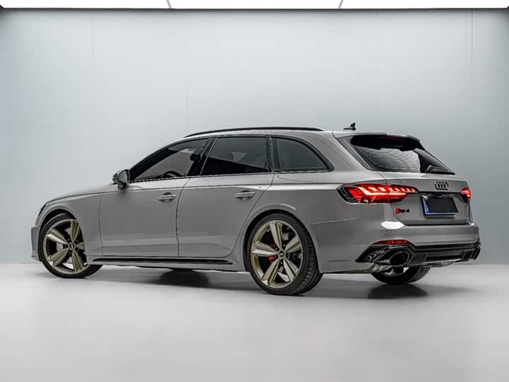 Audi RS 4 2023 2023款 RS4 Avant 暗金版