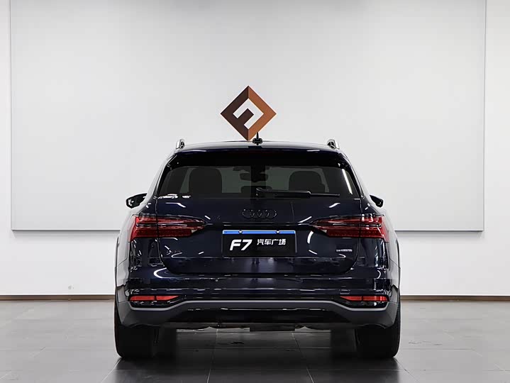 Audi A6 2022 2022款 allroad quattro 探索家 55 TFSI 尊享越野型