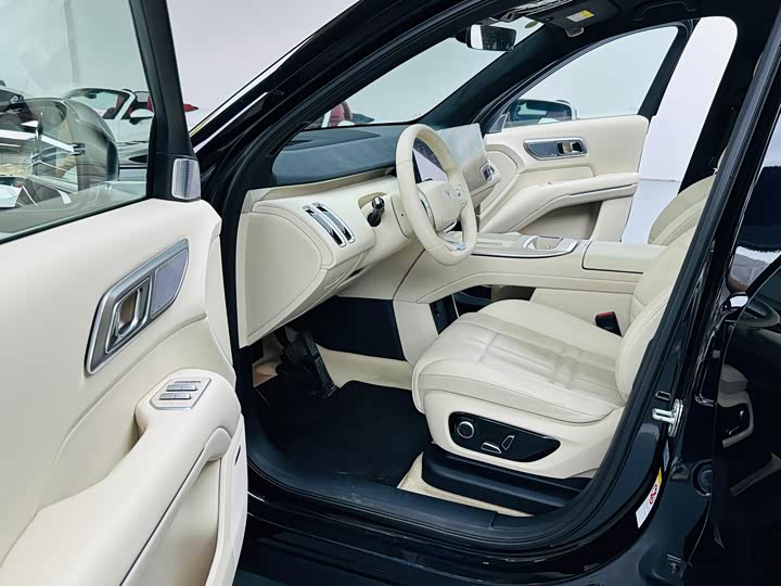 Changan Deepal S09 2025 2025款 四驱Ultra+ 高定版