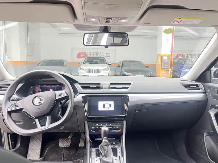 Skoda Superb 2024 2024款 TSI280 DSG尊享版