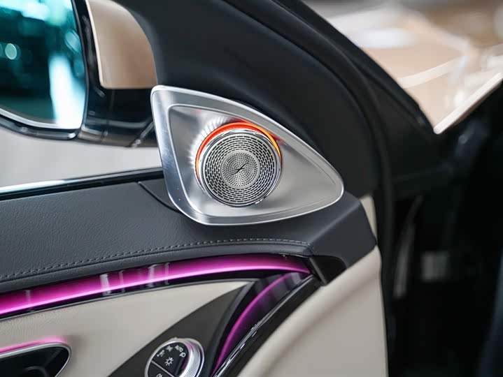 Фото 7 - Mercedes-Benz Maybach S-Class
