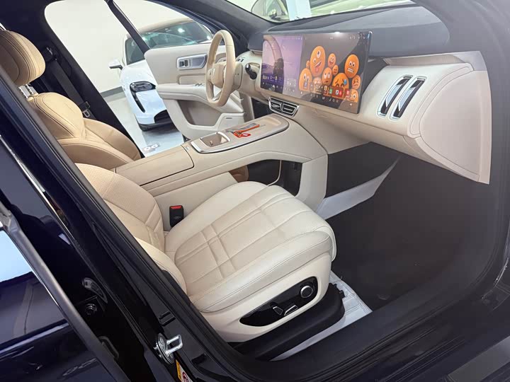 Changan Deepal S09 2025 2025款 四驱Ultra+ 高定版