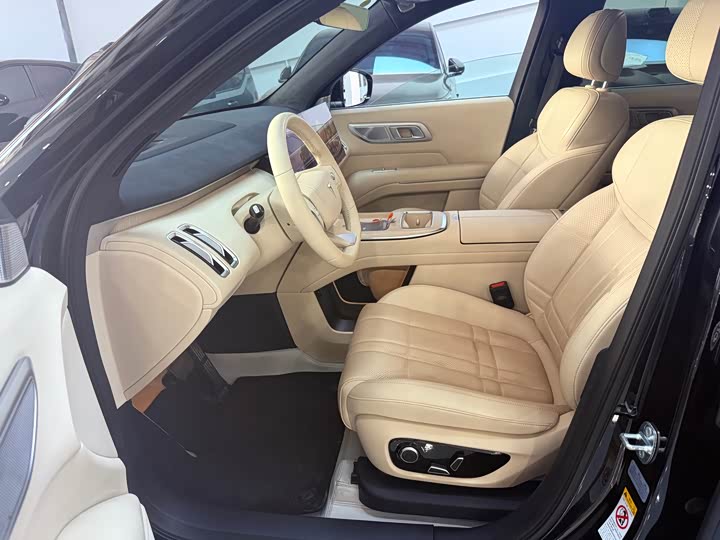 Changan Deepal S09 2025 2025款 四驱Ultra+ 高定版