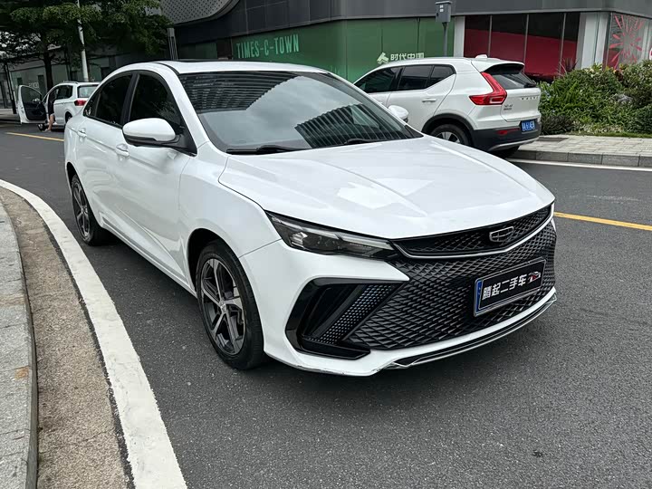 Geely Emgrand L 2022 2022款 1.4T CVT旗舰型