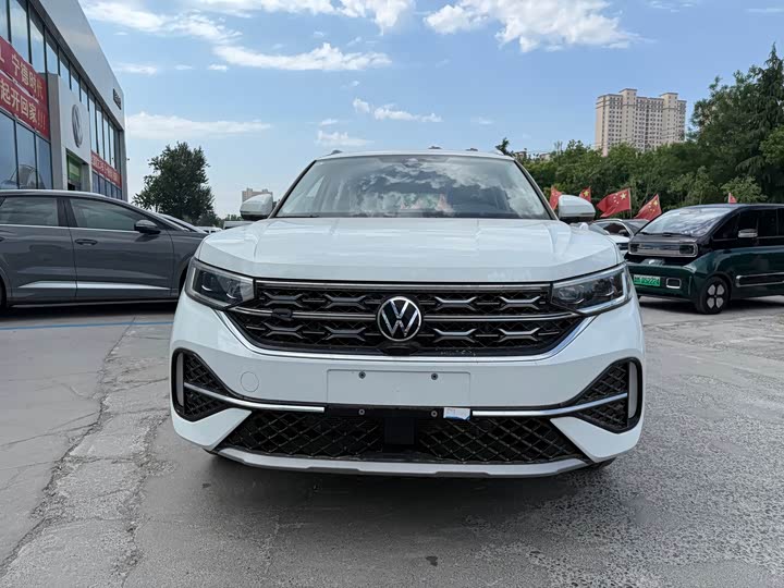 2024 Volkswagen Tayron X