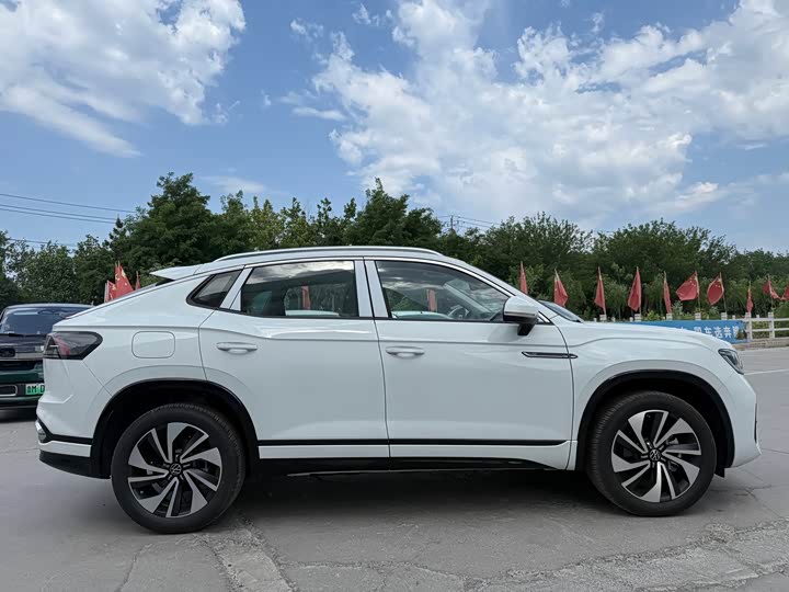 2024 Volkswagen Tayron X