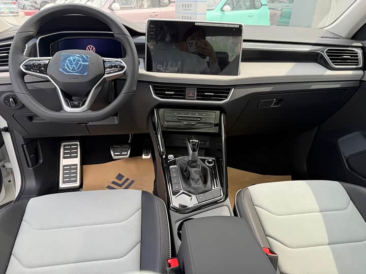 Volkswagen Tayron X 2024 2024款 330TSI 两驱尊贵高能版