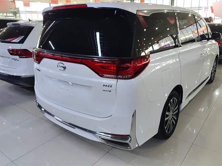 GAC Trumpchi M8 2021 2021款 领秀系列 390T 尊贵版