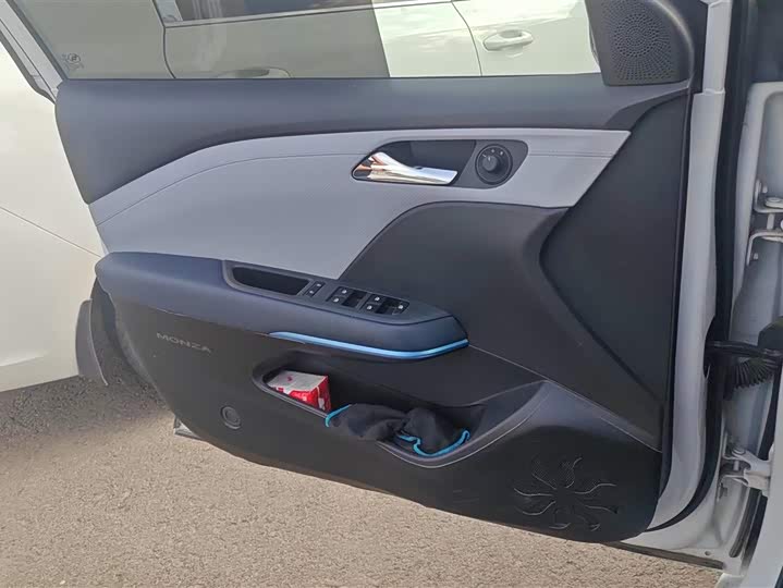Chevrolet Monza 2024 2024款 1.5L 双离合悦享版