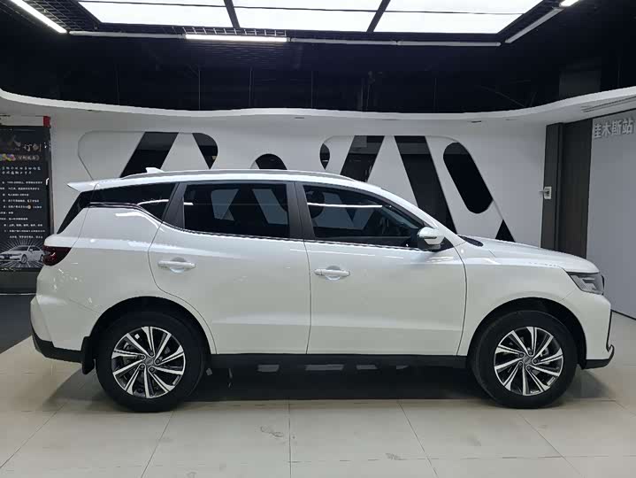 Geely Vision X6 2021 2021款 PRO 1.4T 自动尊贵型