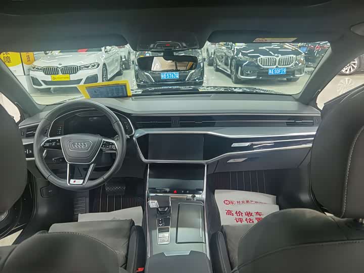 Фото 6 - Audi A6L