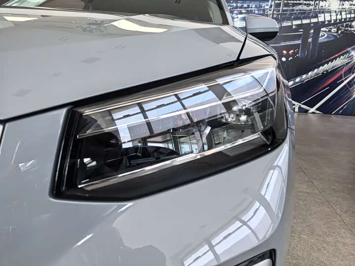 2025 Audi Q2L