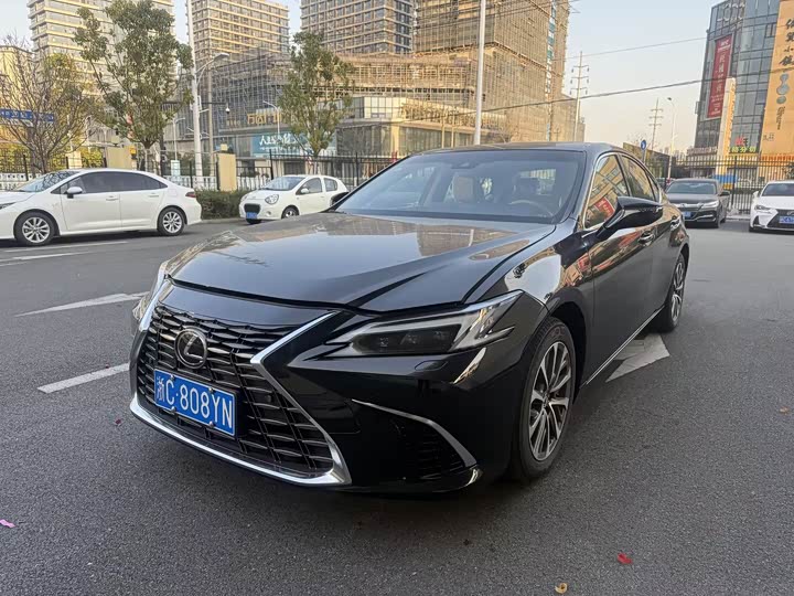 Lexus ES 2025 2025款 300h 臻享版