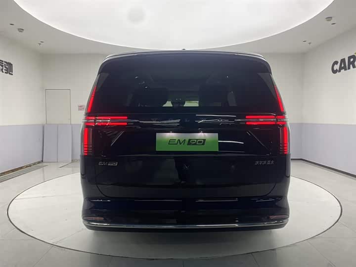 Volvo EM90 2025 2025款 Ultra 六座