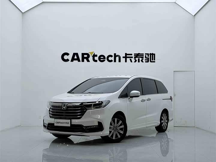 Фото 1 - Honda Odyssey