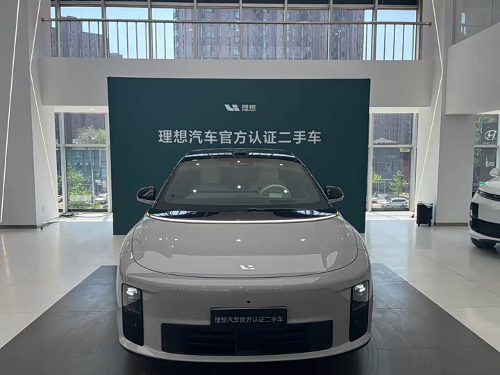 LiXiang i6 2025 2025款 两驱标准版