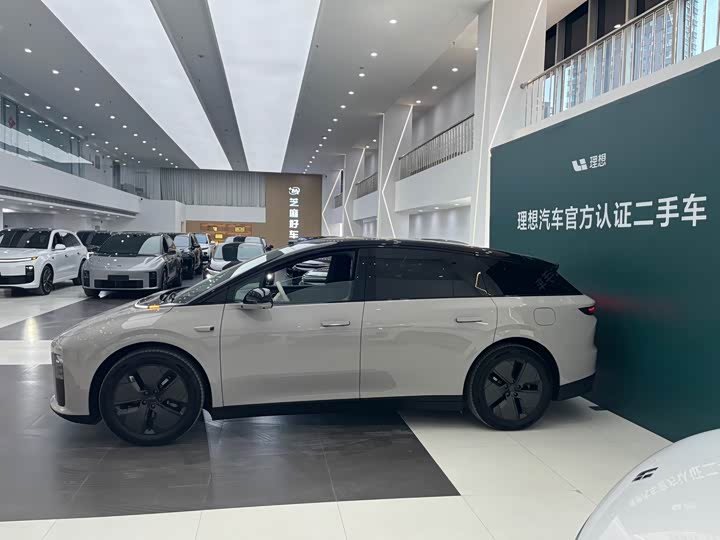 LiXiang i6 2025 2025款 两驱标准版