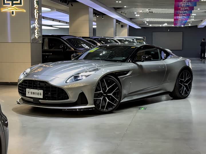 Aston Martin DB12 2025 2025款 4.0T V8 Coupe