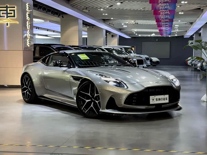 Aston Martin DB12 2025 2025款 4.0T V8 Coupe