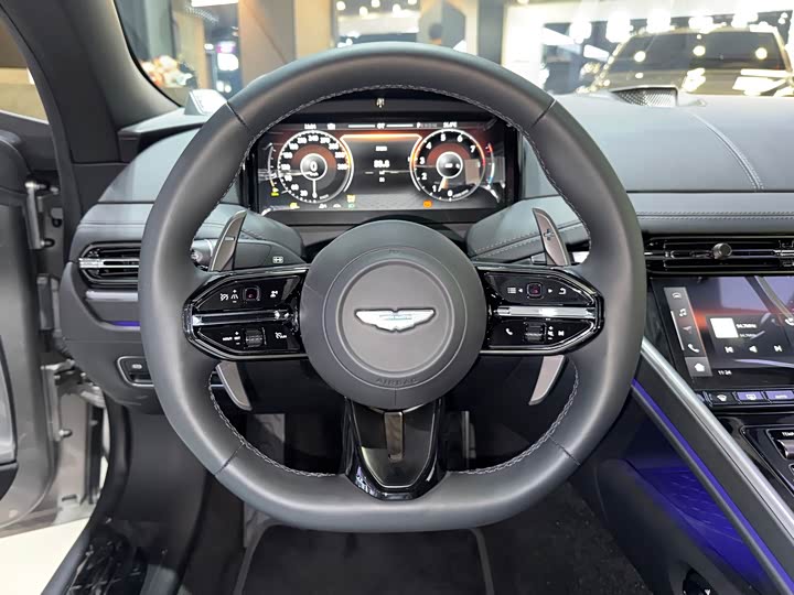 Aston Martin DB12 2025 2025款 4.0T V8 Coupe