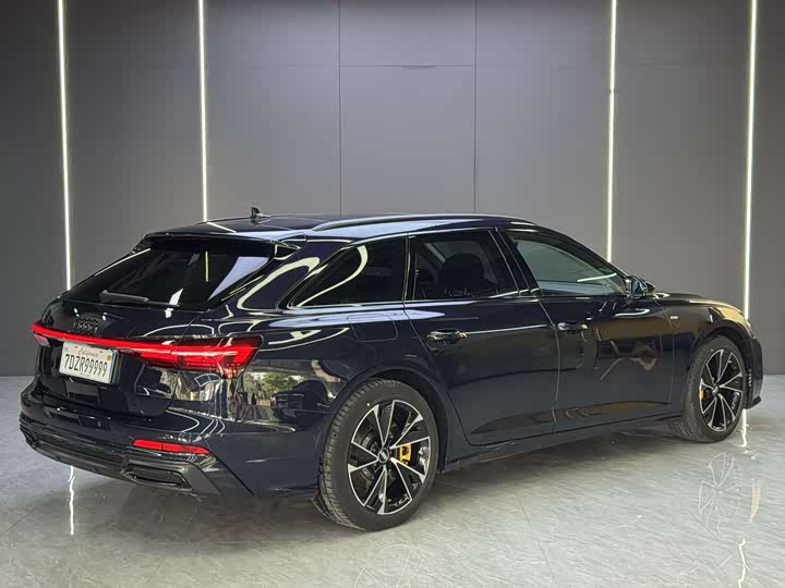 Audi A6 2022 2022款 Avant 先锋派 45 TFSI 臻选动感型