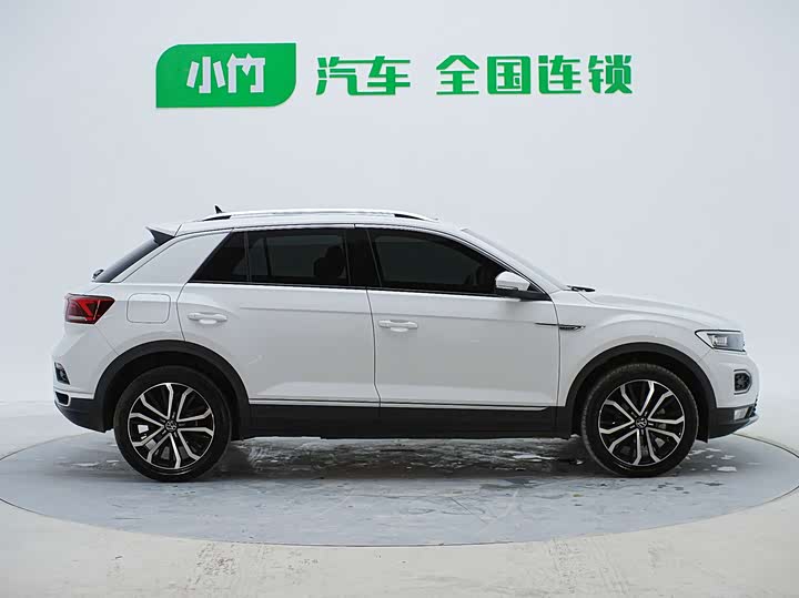 Фото 5 - Volkswagen T-Roc