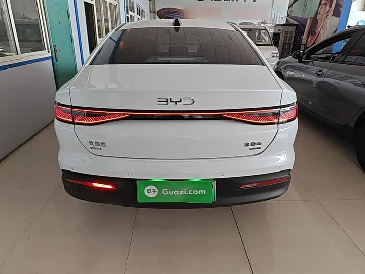 BYD Seal 05 DM-i Hybrid 2025 2025款 DM-i 智驾版 55KM尊贵型