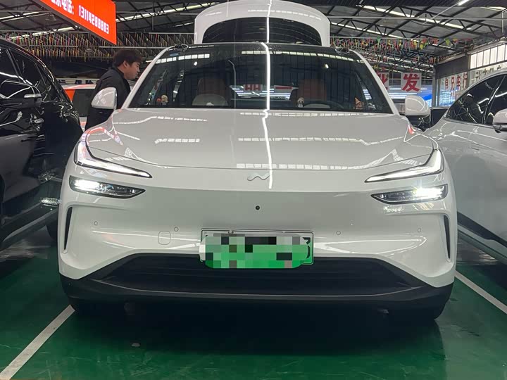 2025 Nio Onvo L60