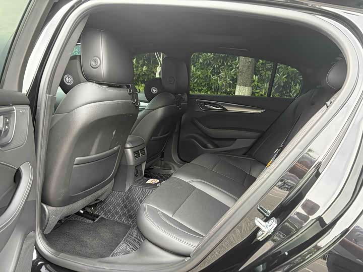 Cadillac CT5 2025 2025款 28T 赛道性能版
